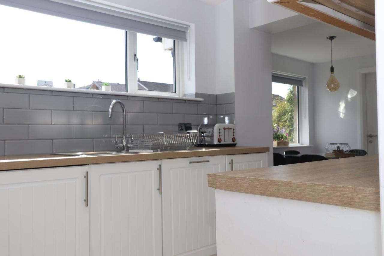 Dunfermline - Luxury 3 Bedroom 2 Bathroom Detached House With Garden Zewnętrze zdjęcie