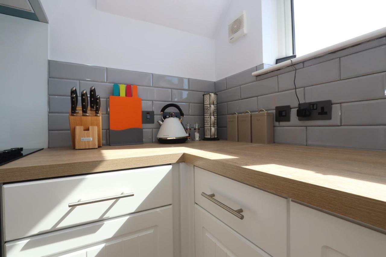 Dunfermline - Luxury 3 Bedroom 2 Bathroom Detached House With Garden Zewnętrze zdjęcie